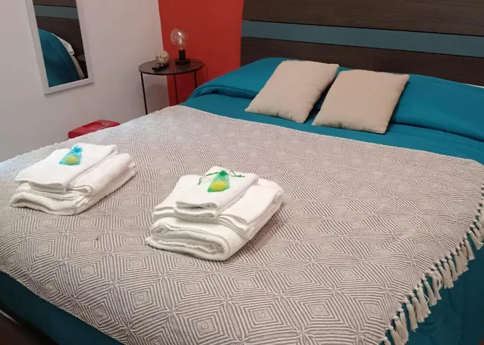 Antico Palazzo 住宿加早餐酒店 萨莱诺